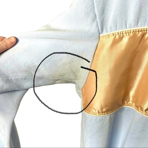 Urban Outfitters Blue Rose Gold Color blocked Crew Neck Sweatshirt Size Medium - Picture 9 of 12